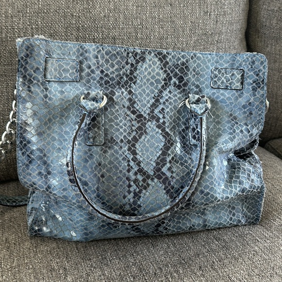 Michael Kors Blue Silver Snakeskin  Tote Purse Women’s - Picture 3 of 11